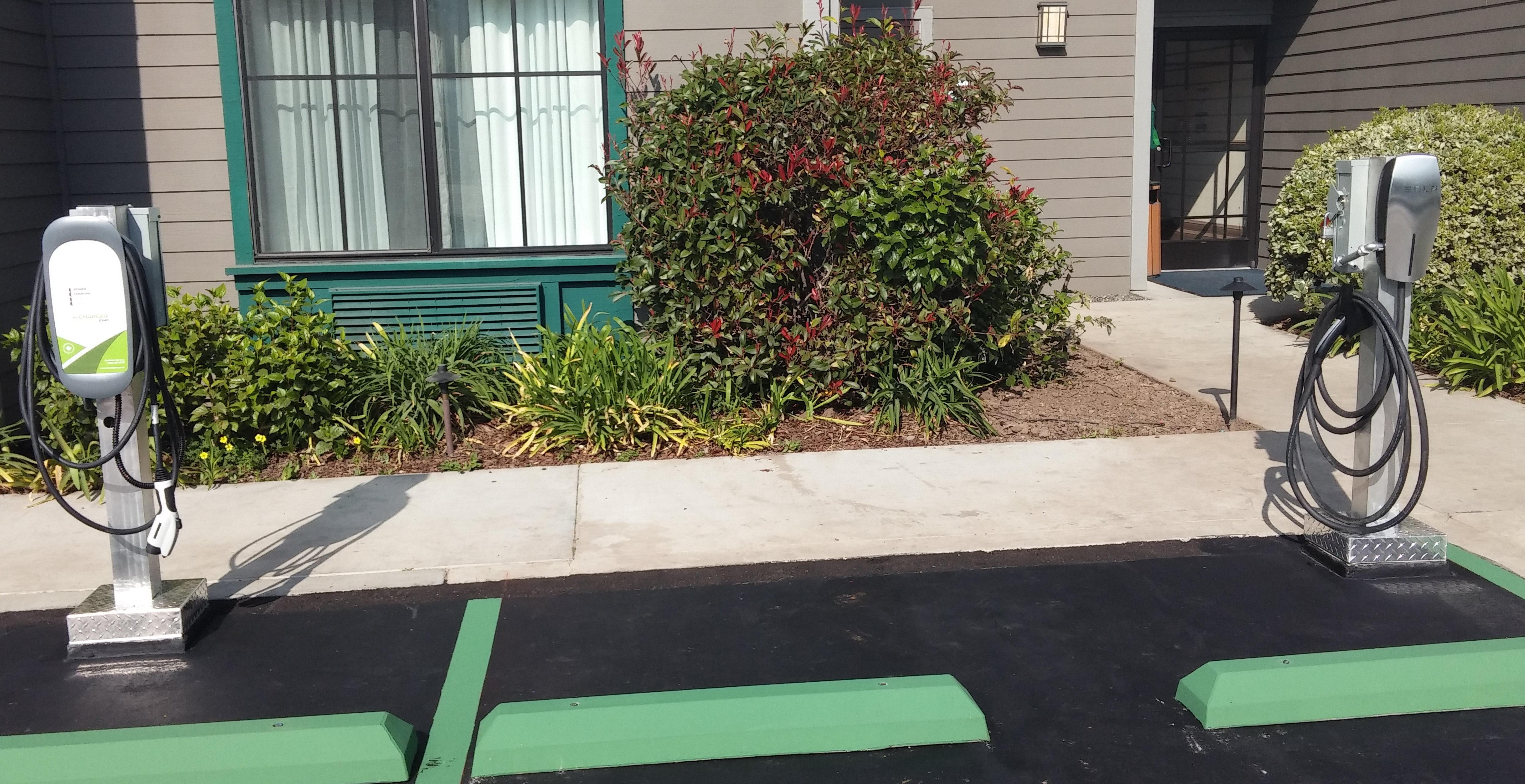 Holiday Inn Express & Suites Carpinteria By Ihg Bagian luar foto